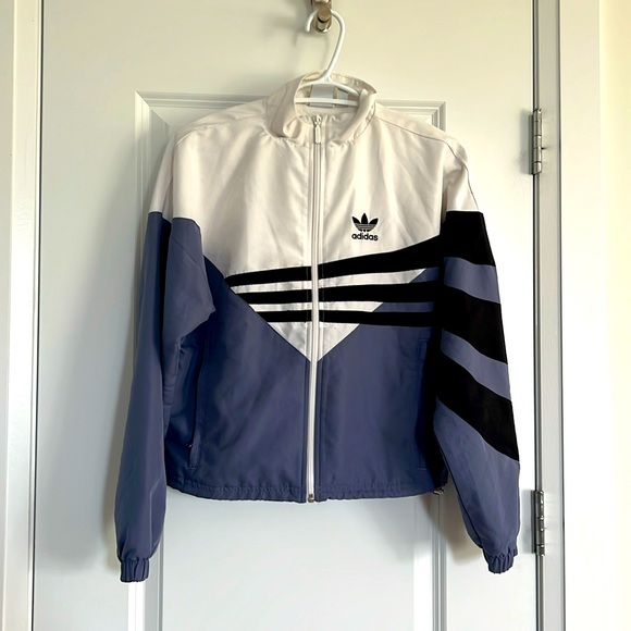 Adidas spring jacket. - Picture 2 of 10